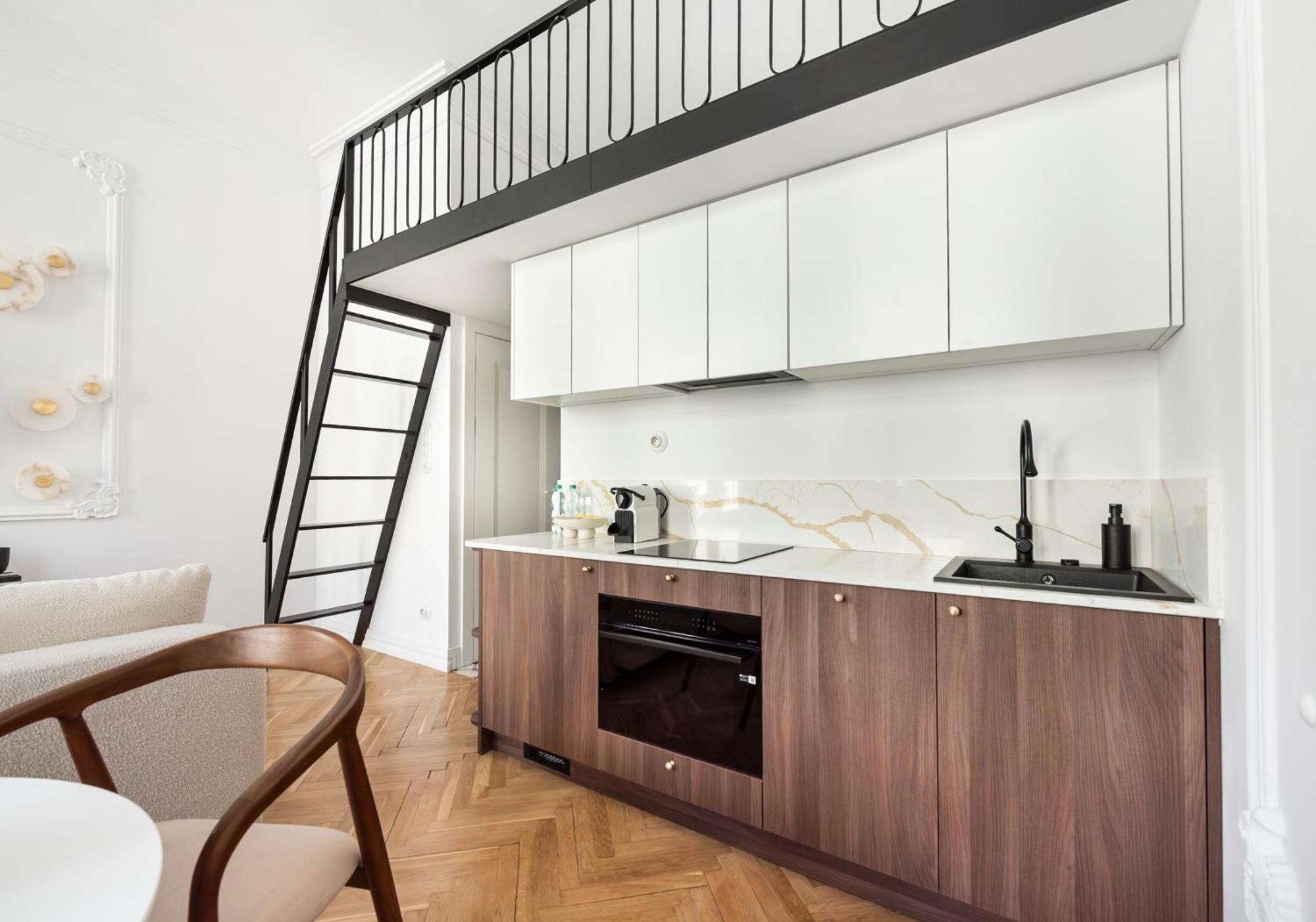 Wilcza With Mezzanine Apartament